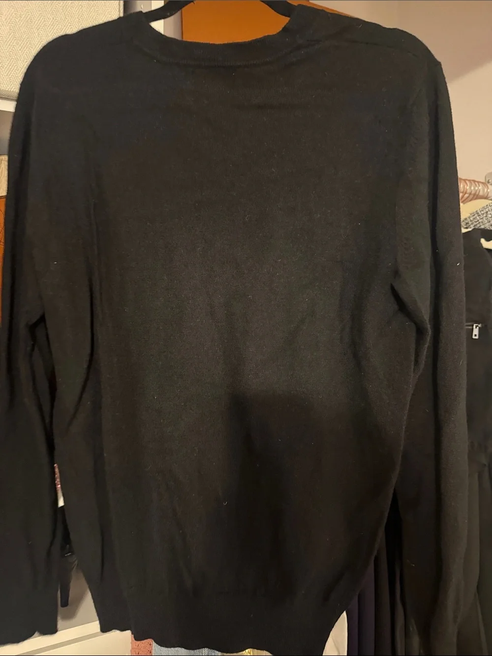 Banana Republic Men’s Black V-Neck Wool Blend Sweater